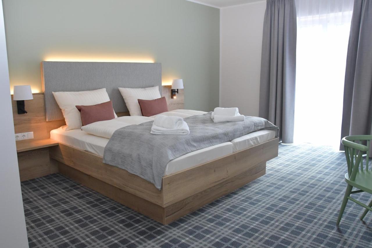 Landhaus Hamester - Hotel & Restaurant Basthorst  Zewnętrze zdjęcie