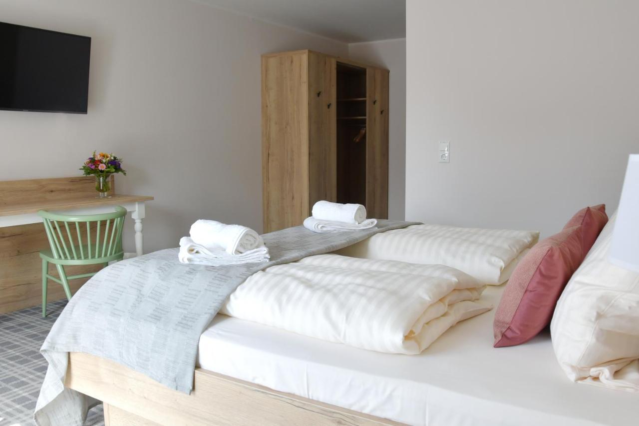 Landhaus Hamester - Hotel & Restaurant Basthorst  Zewnętrze zdjęcie