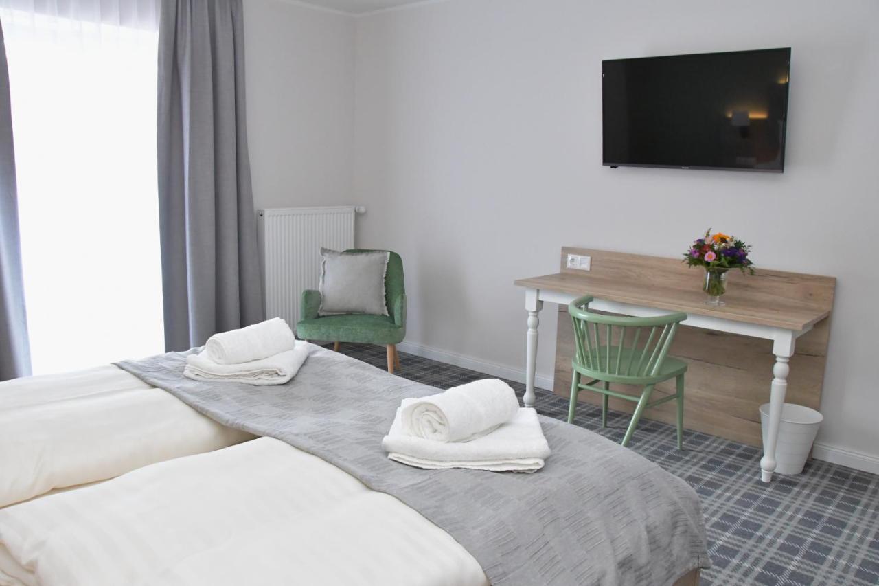 Landhaus Hamester - Hotel & Restaurant Basthorst  Zewnętrze zdjęcie