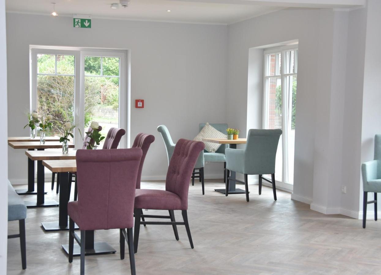 Landhaus Hamester - Hotel & Restaurant Basthorst  Zewnętrze zdjęcie