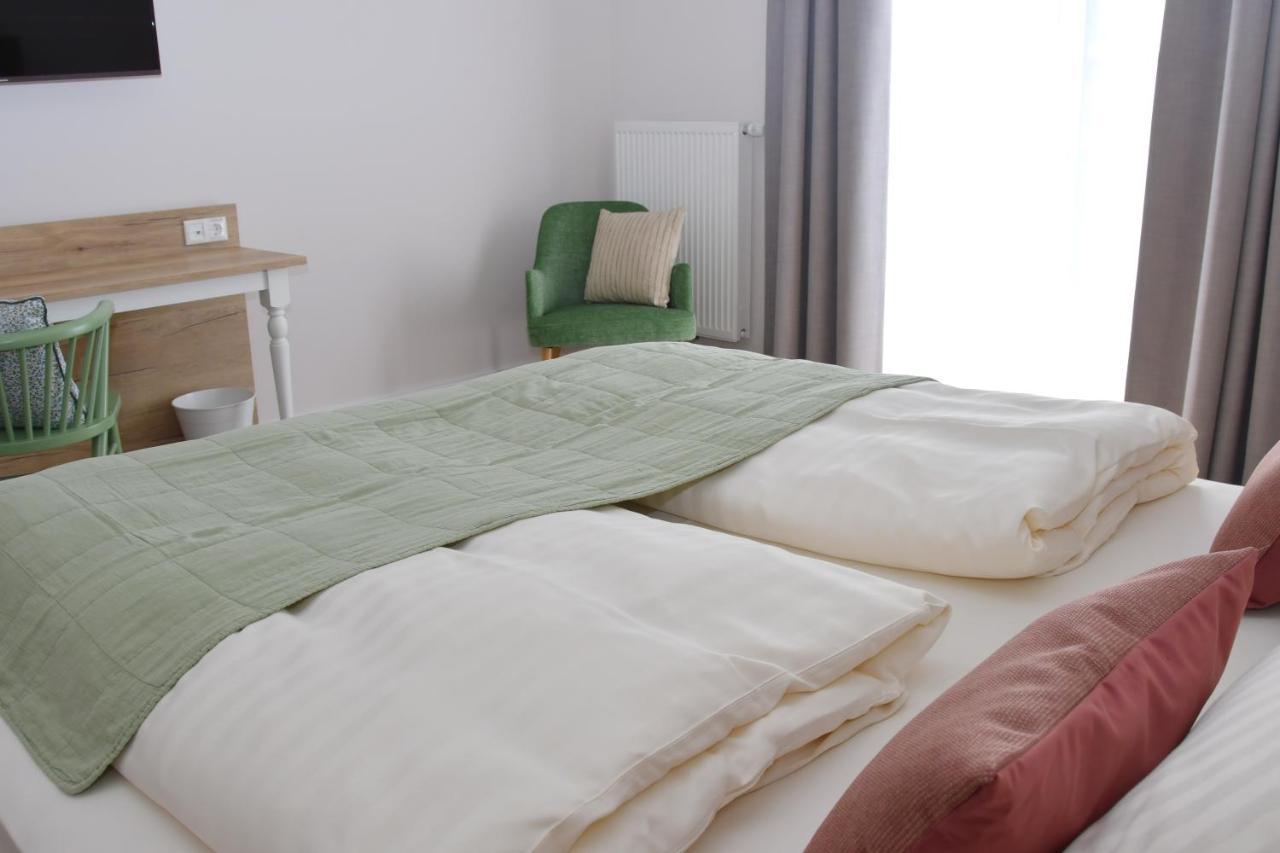 Landhaus Hamester - Hotel & Restaurant Basthorst  Zewnętrze zdjęcie