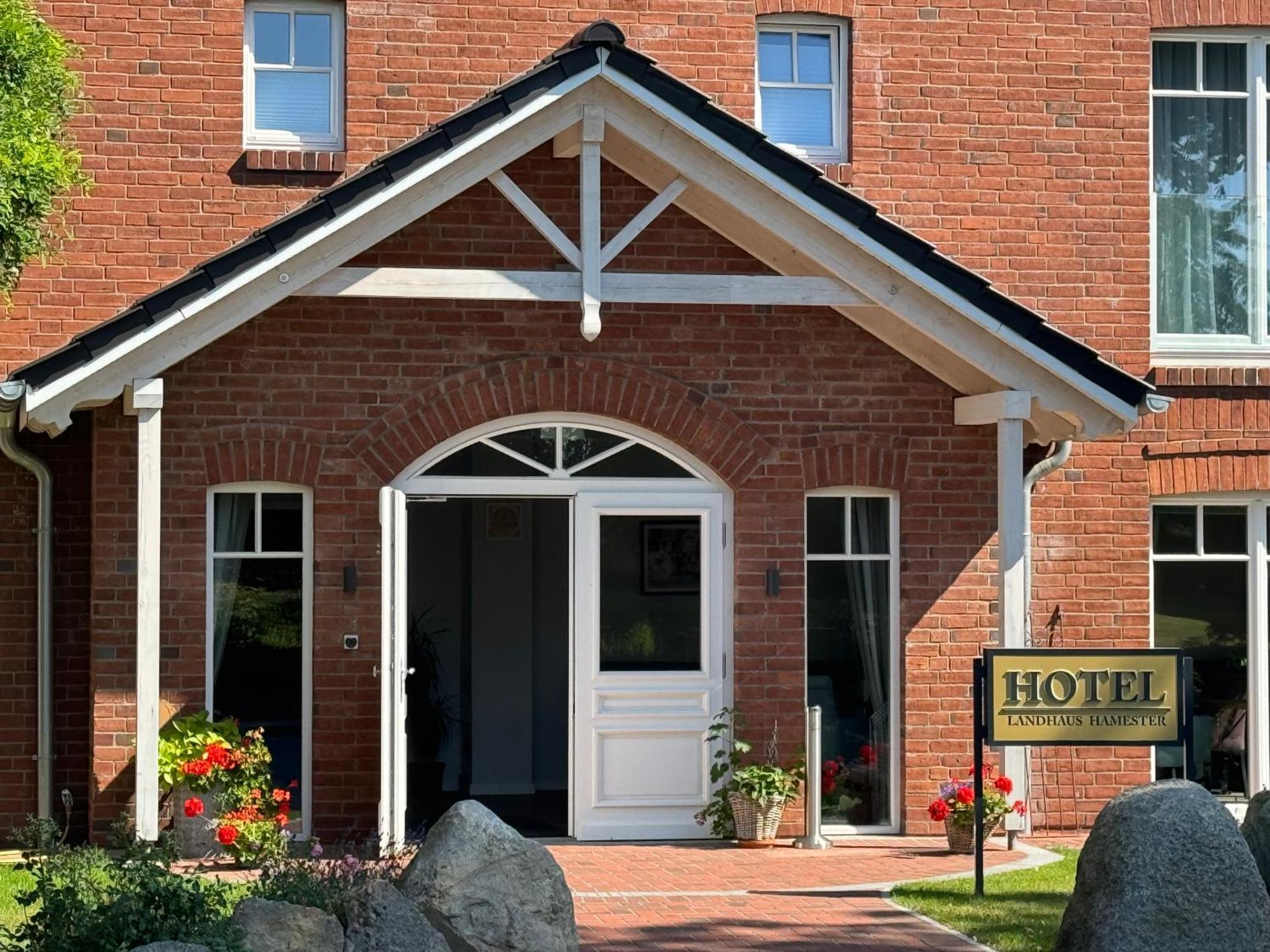 Landhaus Hamester - Hotel & Restaurant Basthorst  Zewnętrze zdjęcie